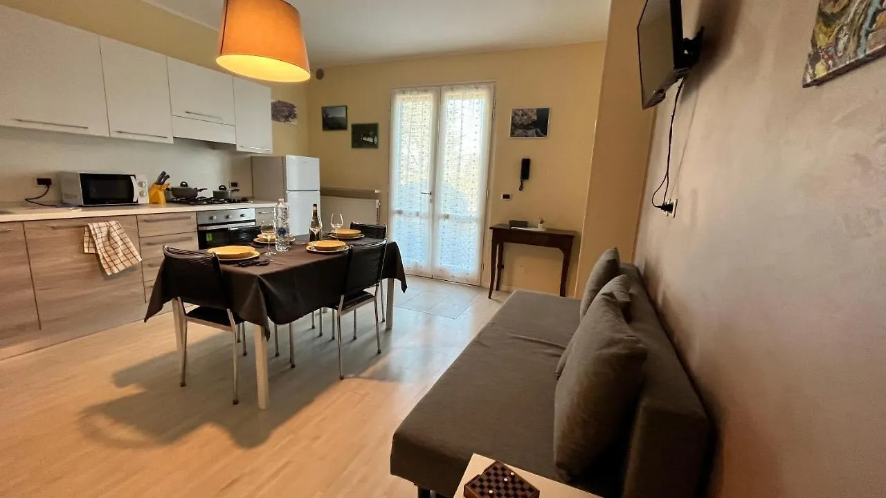 Casa Meda Bassanella Apartment Peschiera del Garda 0*,