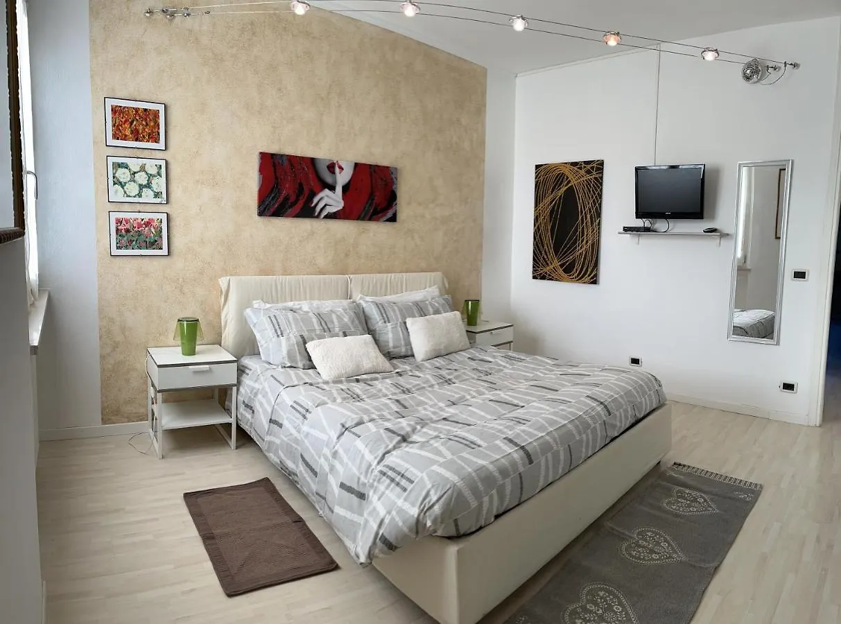 Casa Meda Bassanella Apartment Peschiera del Garda