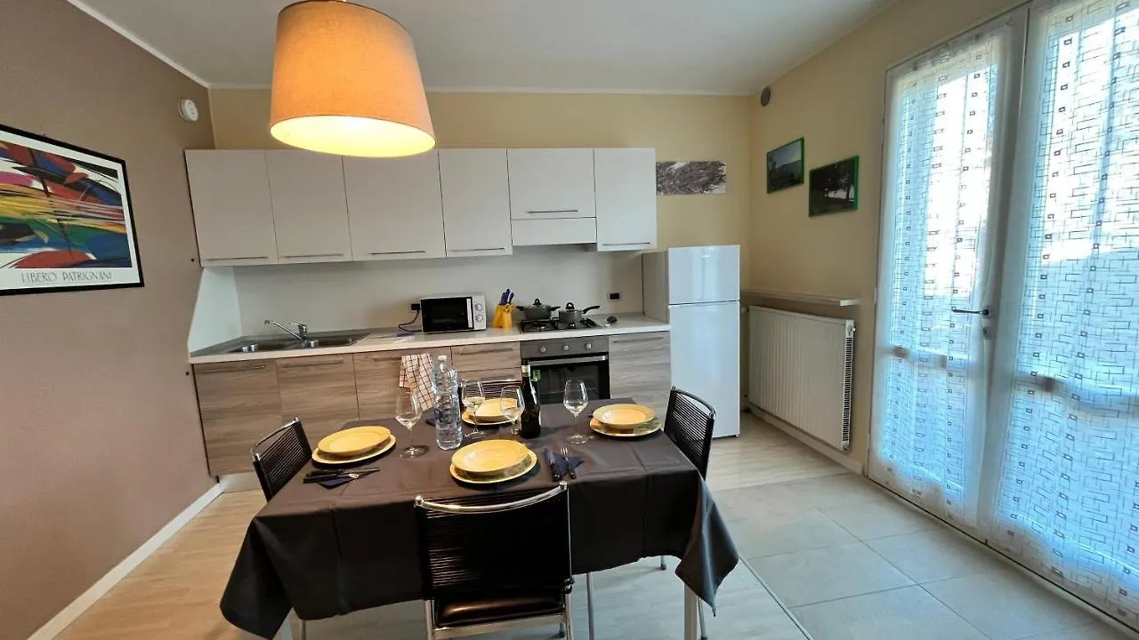 Casa Meda Bassanella Apartment Peschiera del Garda Italy